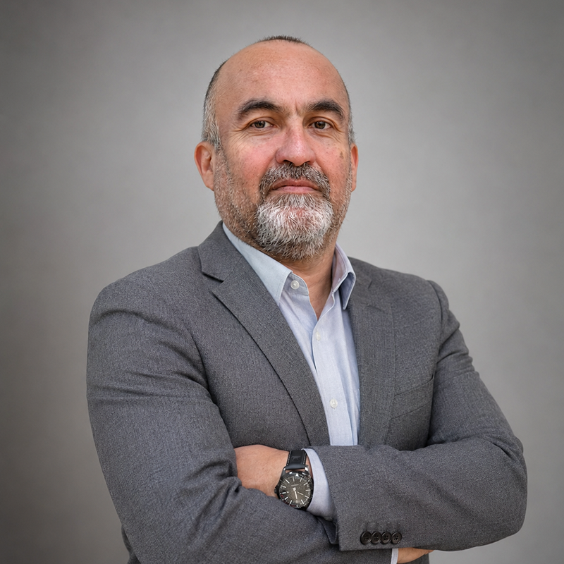 Mauricio Reyes C.